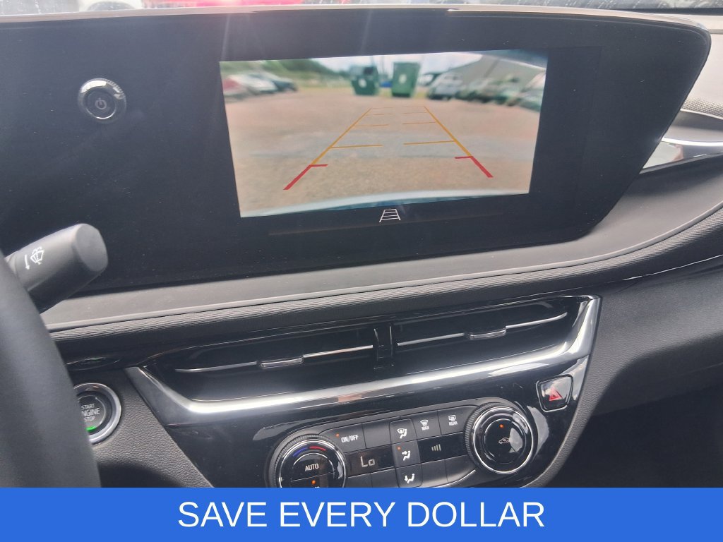 Used 2025 Buick Envista Sport Touring w/ Convenience II Package FWD image 10