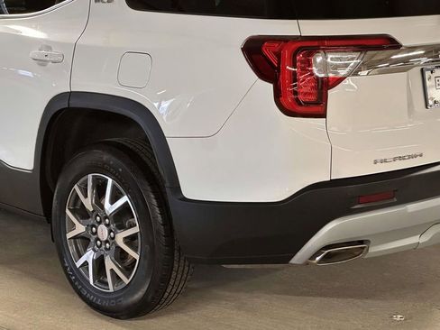 Used 2023 GMC Acadia SLE w/ Driver Convenience Package AWD/4WD image 8