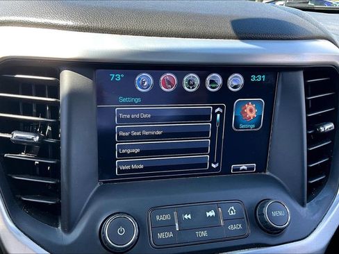 Used 2017 GMC Acadia SLT FWD image 22