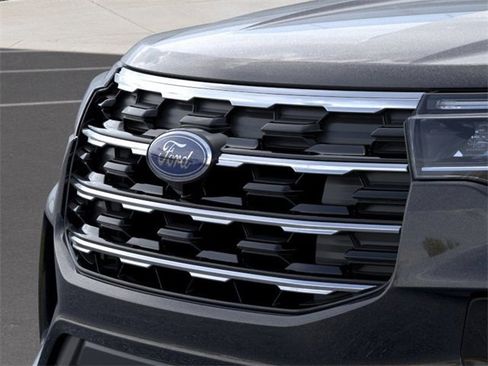 New 2026 Ford Explorer Active image 17