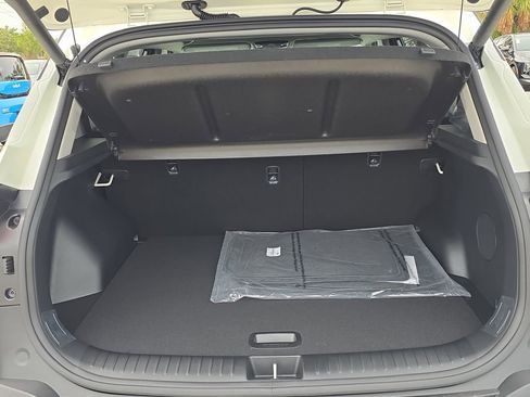 New 2026 Kia Seltos SX image 12