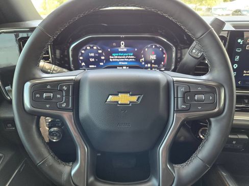 Certified 2025 Chevrolet Silverado 2500 High Country w/ Z71 Off-Road Package AWD/4WD image 11