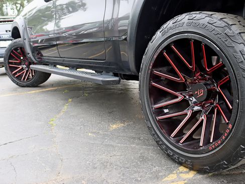 Used 2019 RAM 1500 Rebel w/ Level 2 Equipment Group AWD/4WD image 15