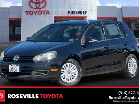Used 2013 Volkswagen Golf 4-Door FWD image 1
