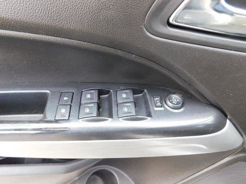 Used 2016 Chevrolet Colorado LT image 12