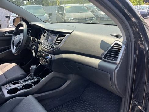 Used 2017 Hyundai Tucson SE image 15
