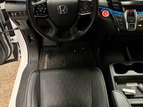 Used 2023 Honda Odyssey Elite image 20