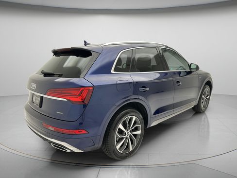 Used 2023 Audi Q5 2.0T Premium w/ Convenience Package AWD/4WD image 5