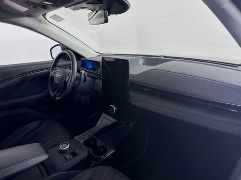 Used 2023 Ford Mustang Mach-E Premium image 30