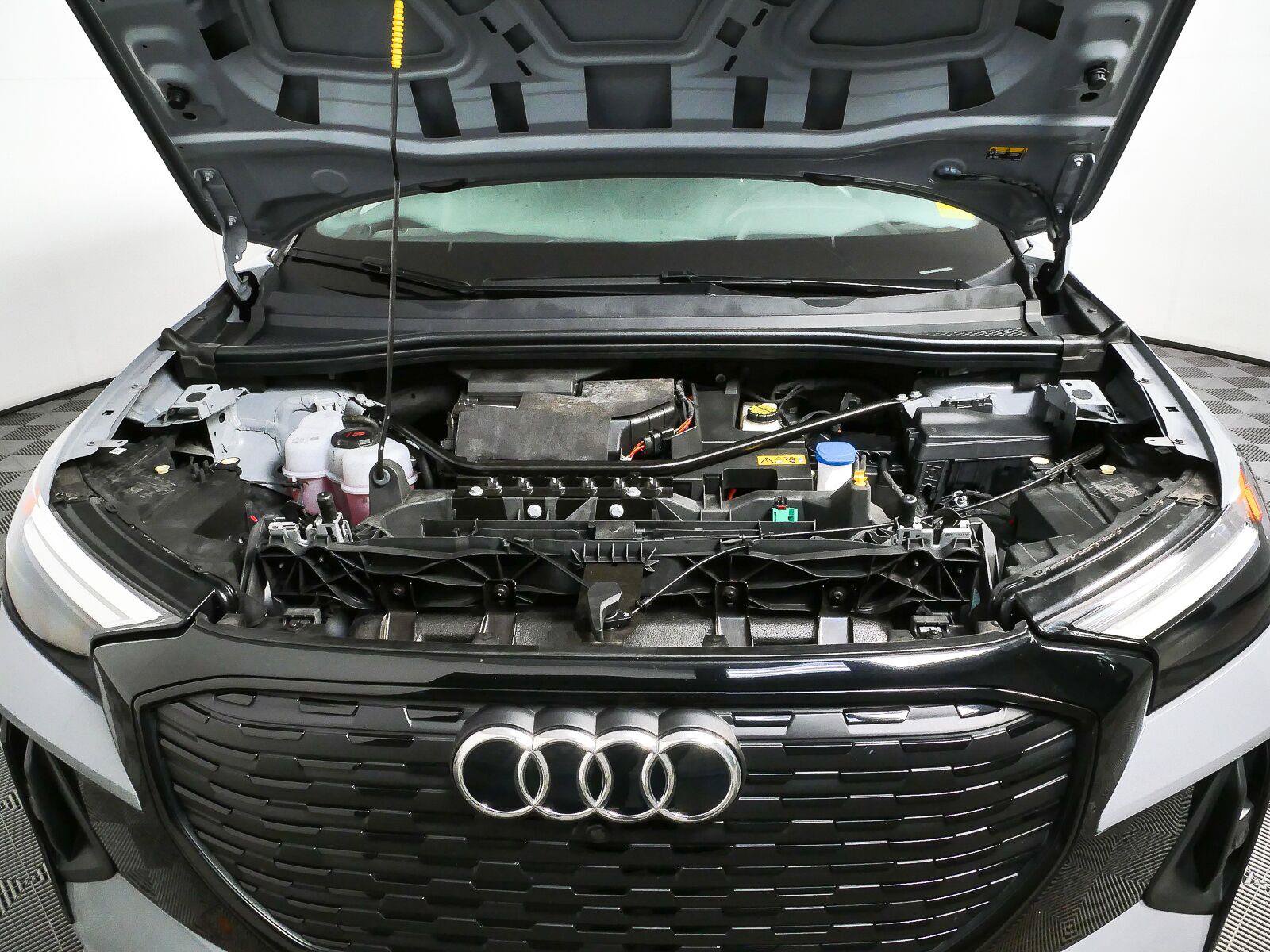 Used 2023 Audi Q4 e-tron Premium Plus w/ Premium Plus AWD/4WD image 36