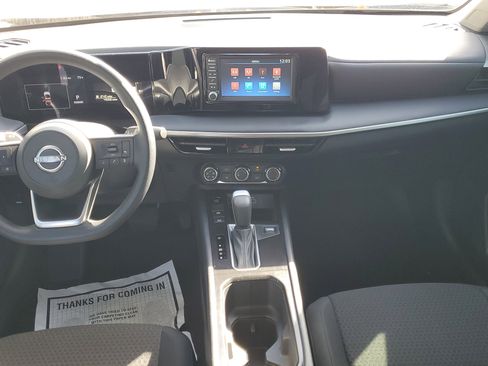 Certified 2025 Nissan Kicks S image 14