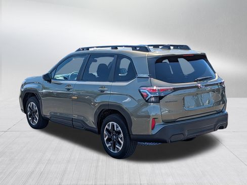 Certified 2025 Subaru Forester Premium AWD/4WD image 5