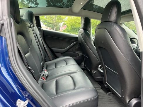Used 2018 Tesla Model 3 Long Range AWD/4WD image 19