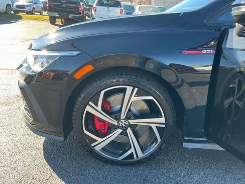 Used 2024 Volkswagen GTI SE image 32