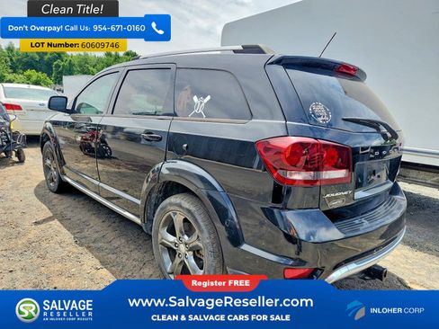Used 2015 Dodge Journey Crossroad w/ Flexible Seating Group FWD image 3