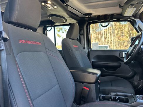 Used 2021 Jeep Gladiator Rubicon AWD/4WD image 22