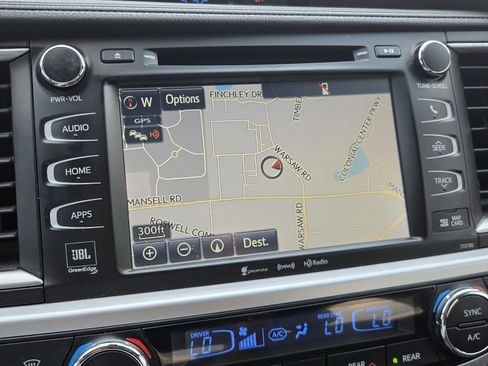 Used 2017 Toyota Highlander Limited FWD image 21