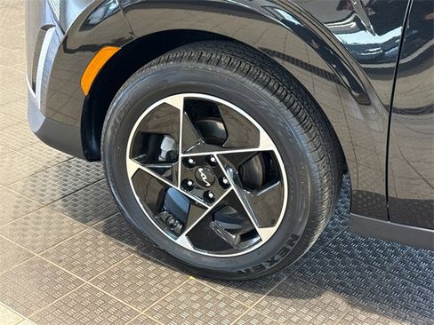 Used 2023 Kia Soul EX image 8