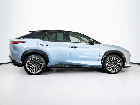 Used 2023 Lexus RZ 450e Premium w/ Accessory Package (2T) image 10