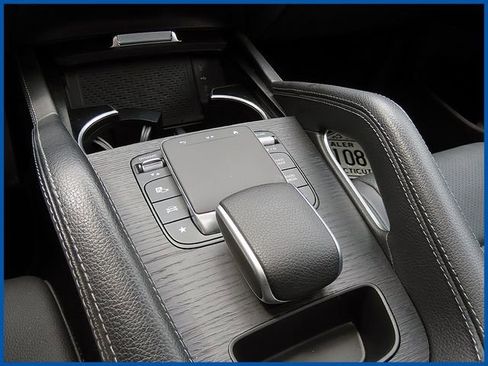 Used 2024 Mercedes-Benz GLE 350 4MATIC image 16