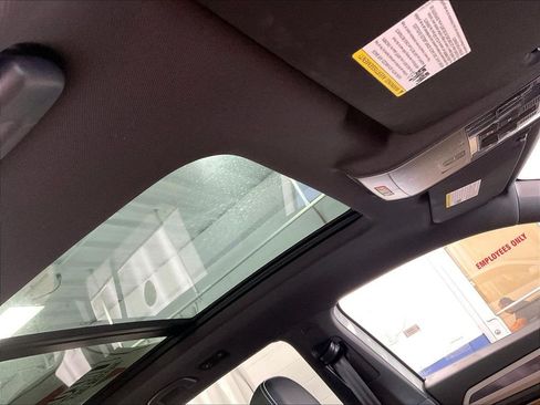 Used 2023 Volkswagen Atlas Cross Sport SE w/ Panoramic Sunroof Package AWD/4WD image 22