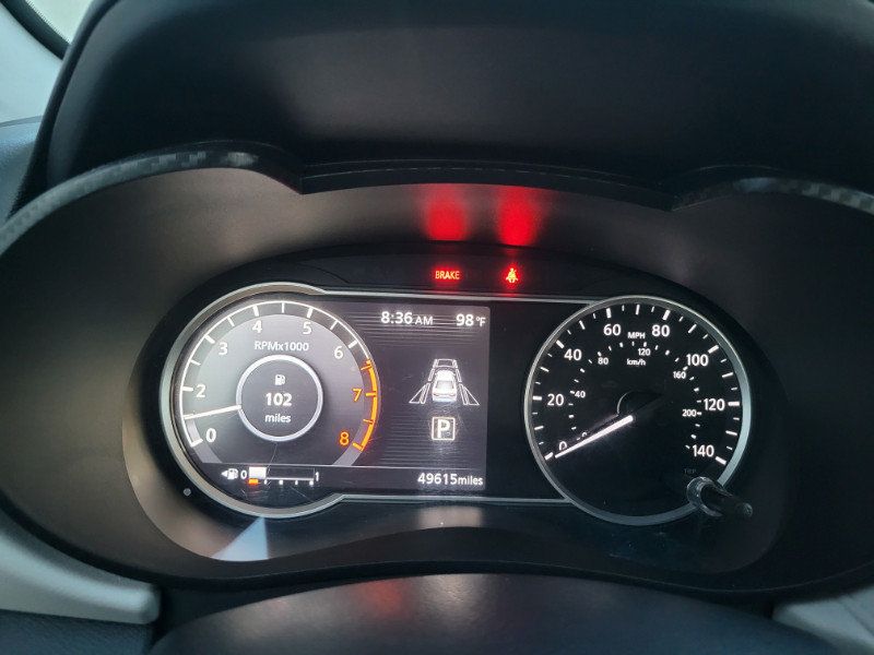 Used 2021 Nissan Versa SV FWD image 40