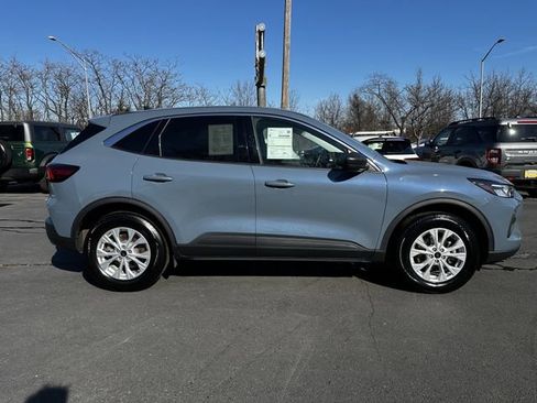 Certified 2024 Ford Escape Active image 4
