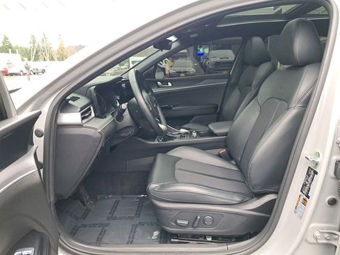 Used 2023 Kia K5 GT-Line image 11