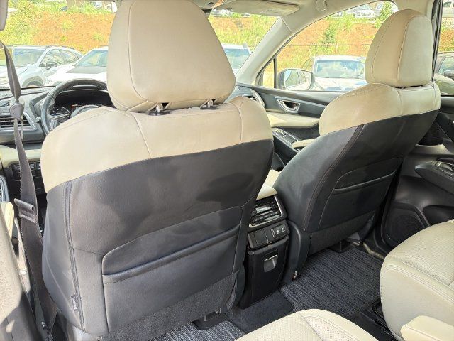 Used 2022 Subaru Ascent Limited AWD/4WD image 36