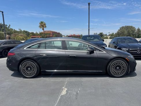 Used 2023 Mercedes-Benz EQS 450+ 4MATIC Sedan image 4