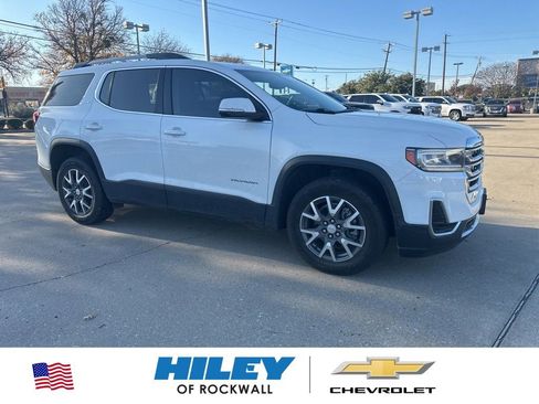 Used 2021 GMC Acadia SLE w/ Driver Convenience Package image 1