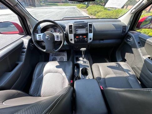 Used 2015 Nissan Frontier PRO-4X w/ Pro-4x Luxury Package AWD/4WD image 9