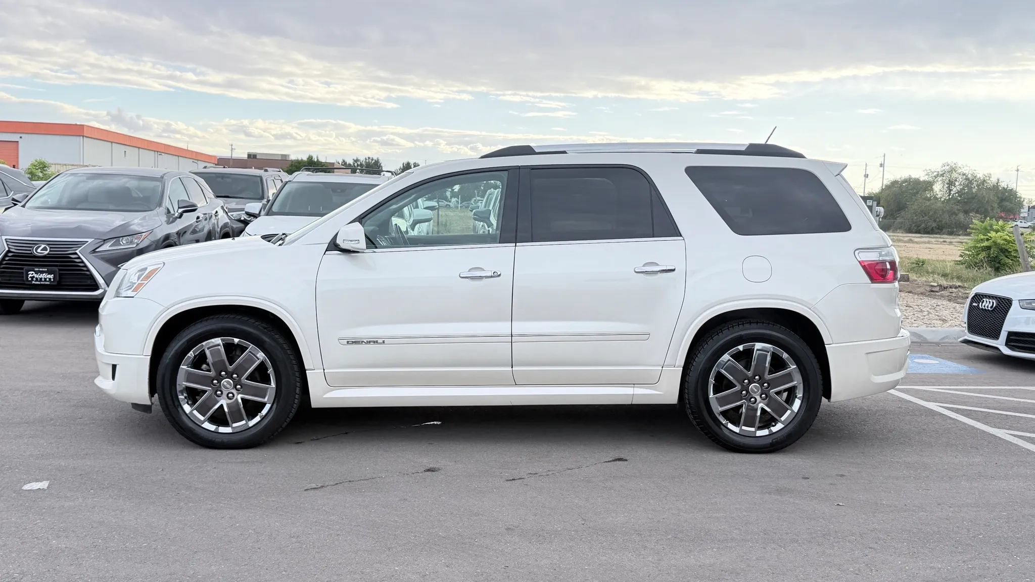 Used 2012 GMC Acadia Denali AWD/4WD image 9