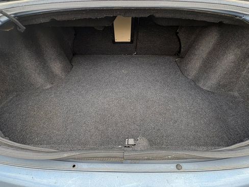 Used 2011 Chrysler 200 Touring image 25