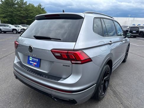 Used 2023 Volkswagen Tiguan SE R-Line AWD/4WD image 7