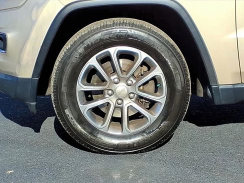 Used 2015 Jeep Grand Cherokee Limited image 9