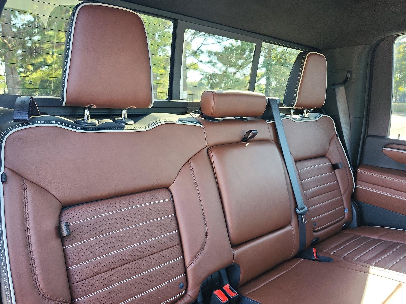 Used 2025 GMC Sierra 2500 Denali Ultimate AWD/4WD image 13
