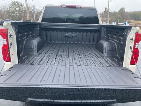 New 2026 Chevrolet Silverado 1500 Custom Trail Boss w/ Turbomax Blackout Package AWD/4WD image 26