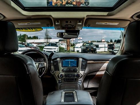 Used 2020 GMC Yukon Denali w/ Denali Ultimate Package AWD/4WD image 34
