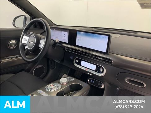 Used 2023 Genesis GV60 Advanced image 34