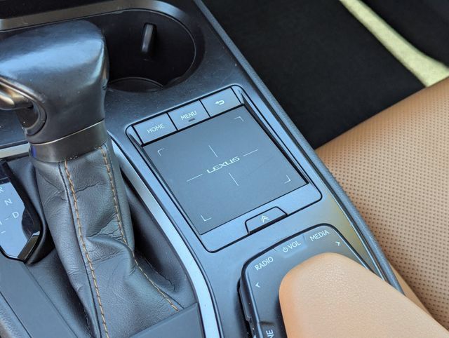 Used 2021 Lexus UX 200 w/ Premium Package FWD image 28