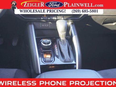 Used 2024 Chevrolet Colorado Trail Boss image 11