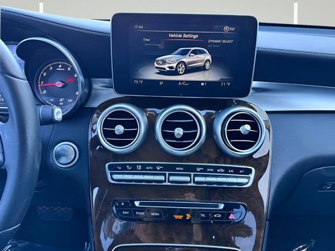 Used 2016 Mercedes-Benz GLC 300 4MATIC image 11