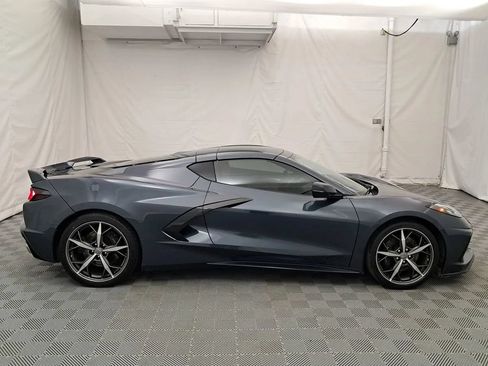 Used 2020 Chevrolet Corvette Stingray Preferred Cpe w/ 2LT Preferred Equipment Group RWD image 4