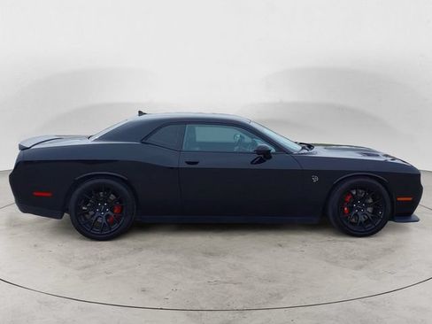 Used 2016 Dodge Challenger SRT Hellcat RWD image 6