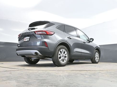 Used 2025 Ford Escape Active image 36