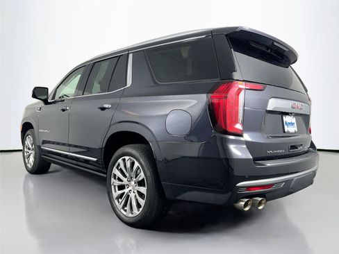 Used 2024 GMC Yukon Denali w/ Denali Reserve Package AWD/4WD image 4