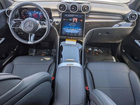 Used 2026 Mercedes-Benz GLC 300 4MATIC image 18