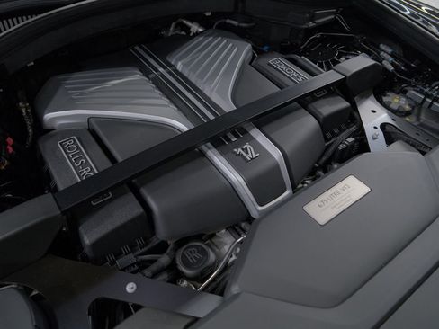 Used 2023 Rolls-Royce Cullinan AWD/4WD image 73