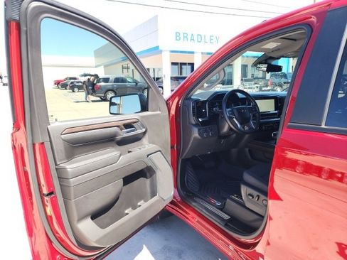 Used 2024 Chevrolet Silverado 1500 RST w/ Z71 Off-Road Package image 25